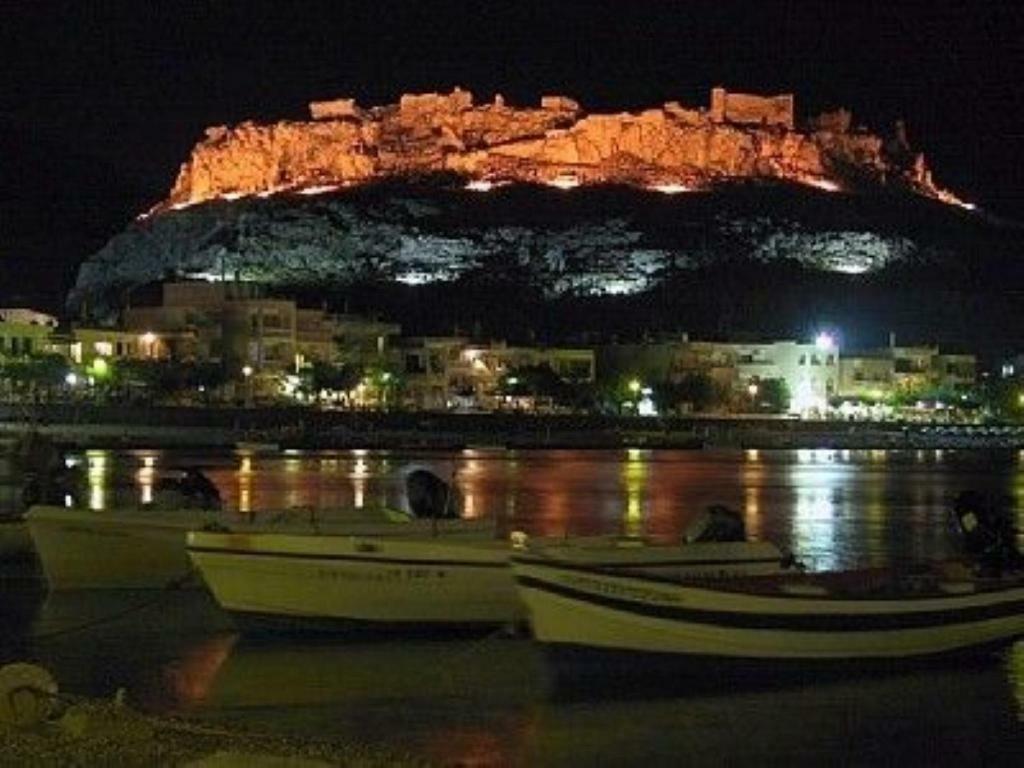 Next To Haraki Beach , Taverns Bars & 10 To Lindos Ngoại thất bức ảnh